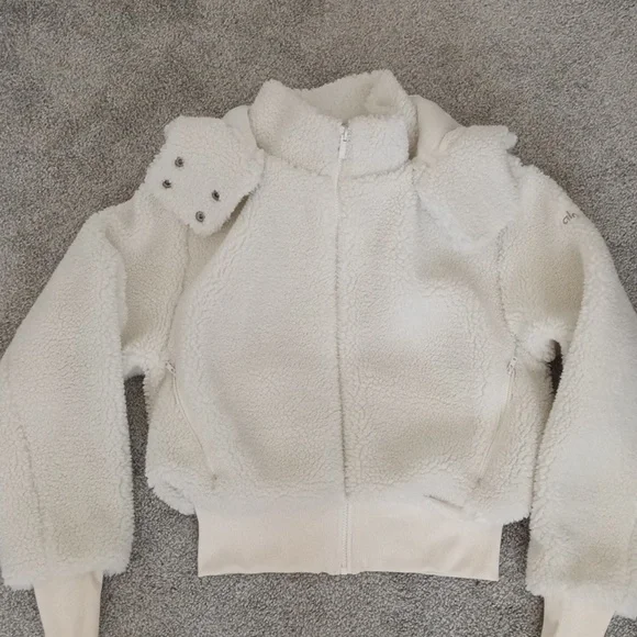 ALO Yoga Foxy Sherpa Jacket Ivory Size XS - Picture 2 of 12